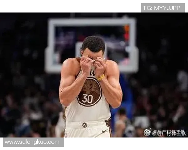 突发！库里宣布将离队，球迷不舍告别