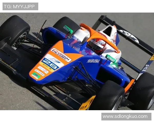 中国赛车选手首度闯入F3正赛 成为亚洲纪录新纪录保持者